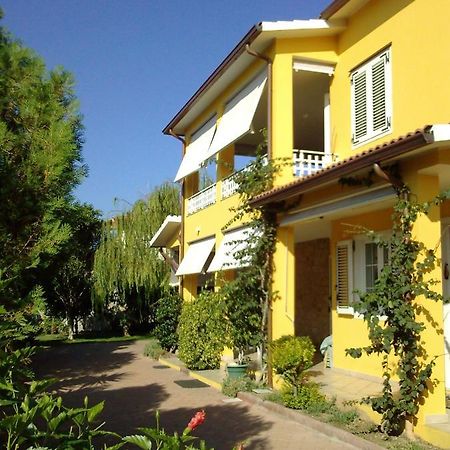 B&B Benjamin Бадези Екстериор снимка
